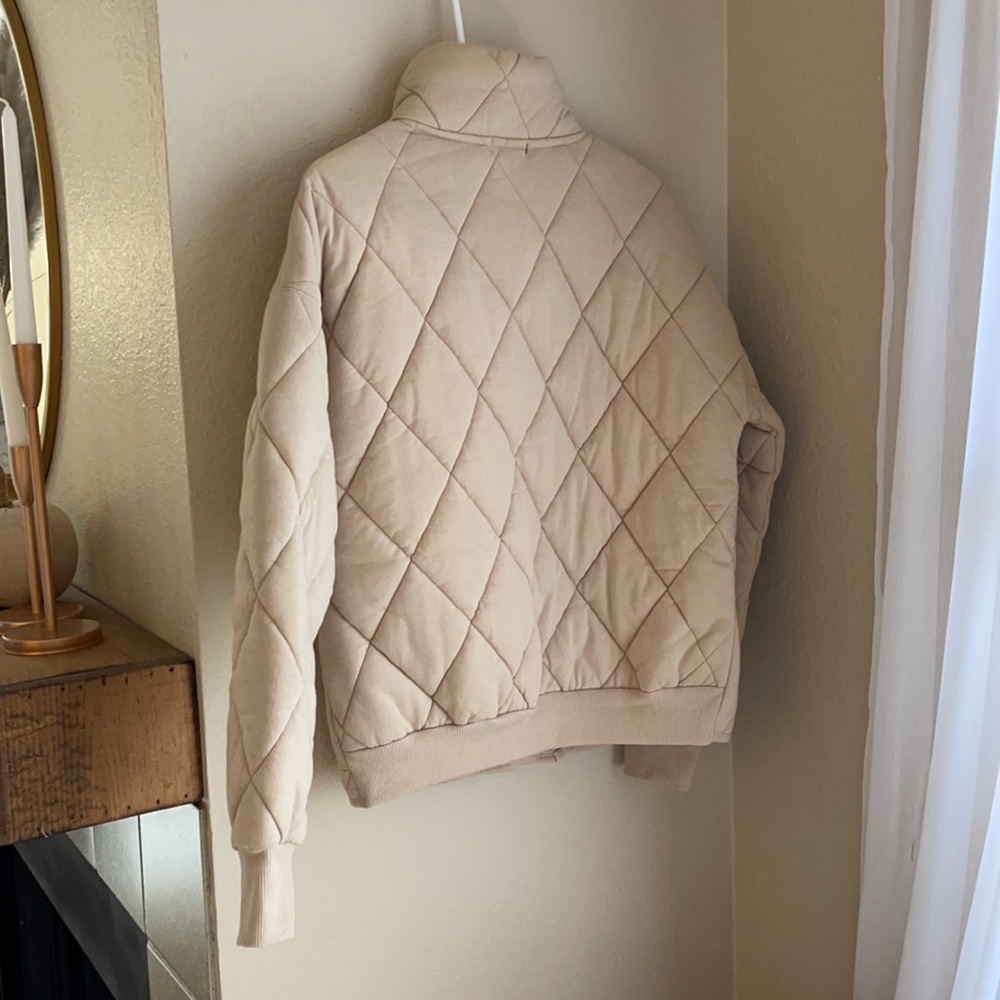 Quilted jacket from Target - Picture 5 of 5